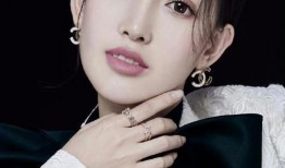 国产伊人久,探寻东方美学的时尚之旅