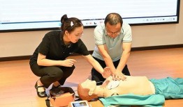 国产精品情侣,演绎浪漫时光